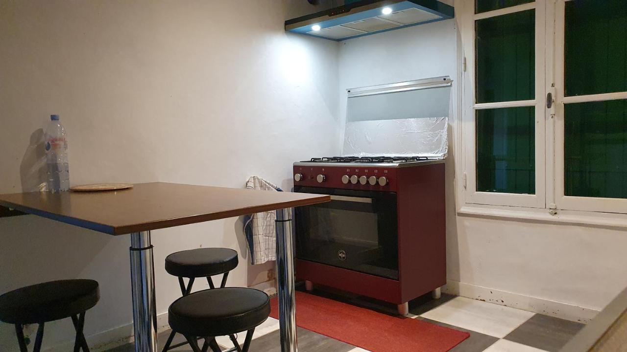 Grande maison avec jardin, animaux,au calme Yviers Extérieur photo